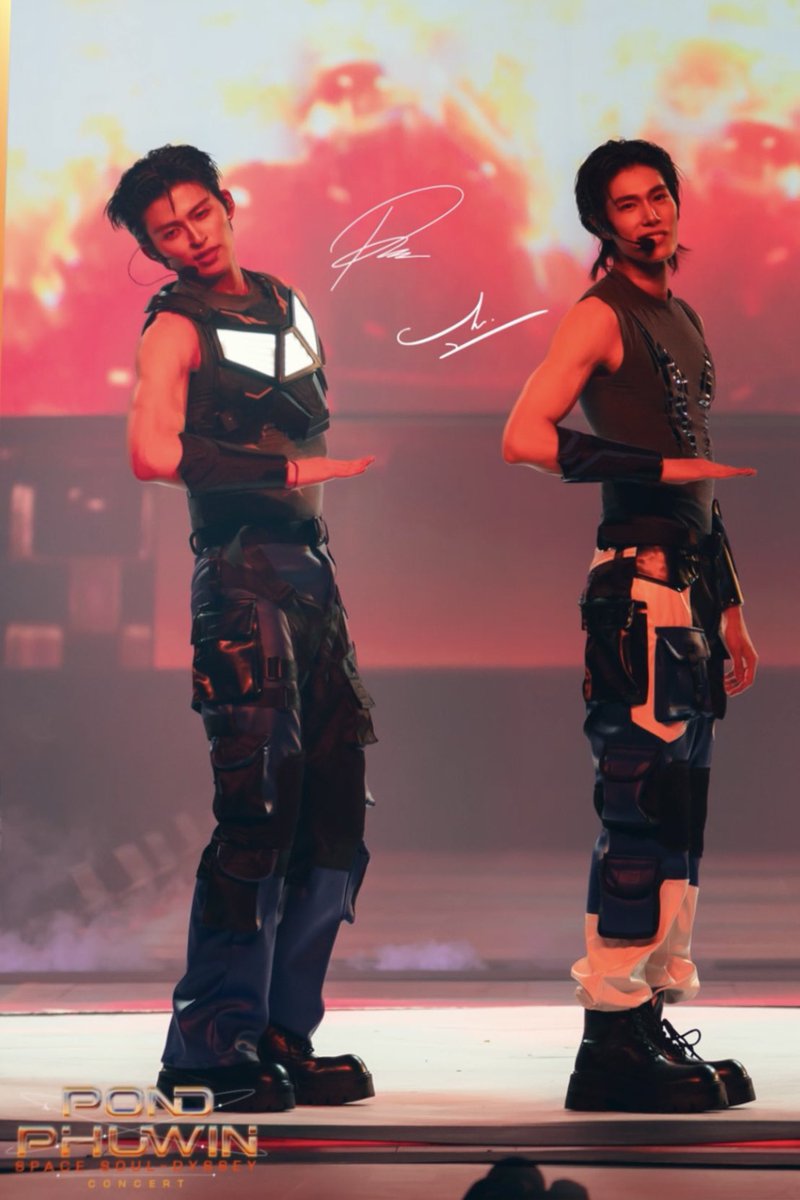 kunoreo_pp's tweet photo. E-PHOTO 🐻🐼

PONDPHUWIN STAR VOYAGE   

#PondPhuwinConcertD1
#ปอนด์ภูวินทร์ #PondPhuwin 
#ppnaravit #phuwintang https://t.co/9jvdo2m0tH