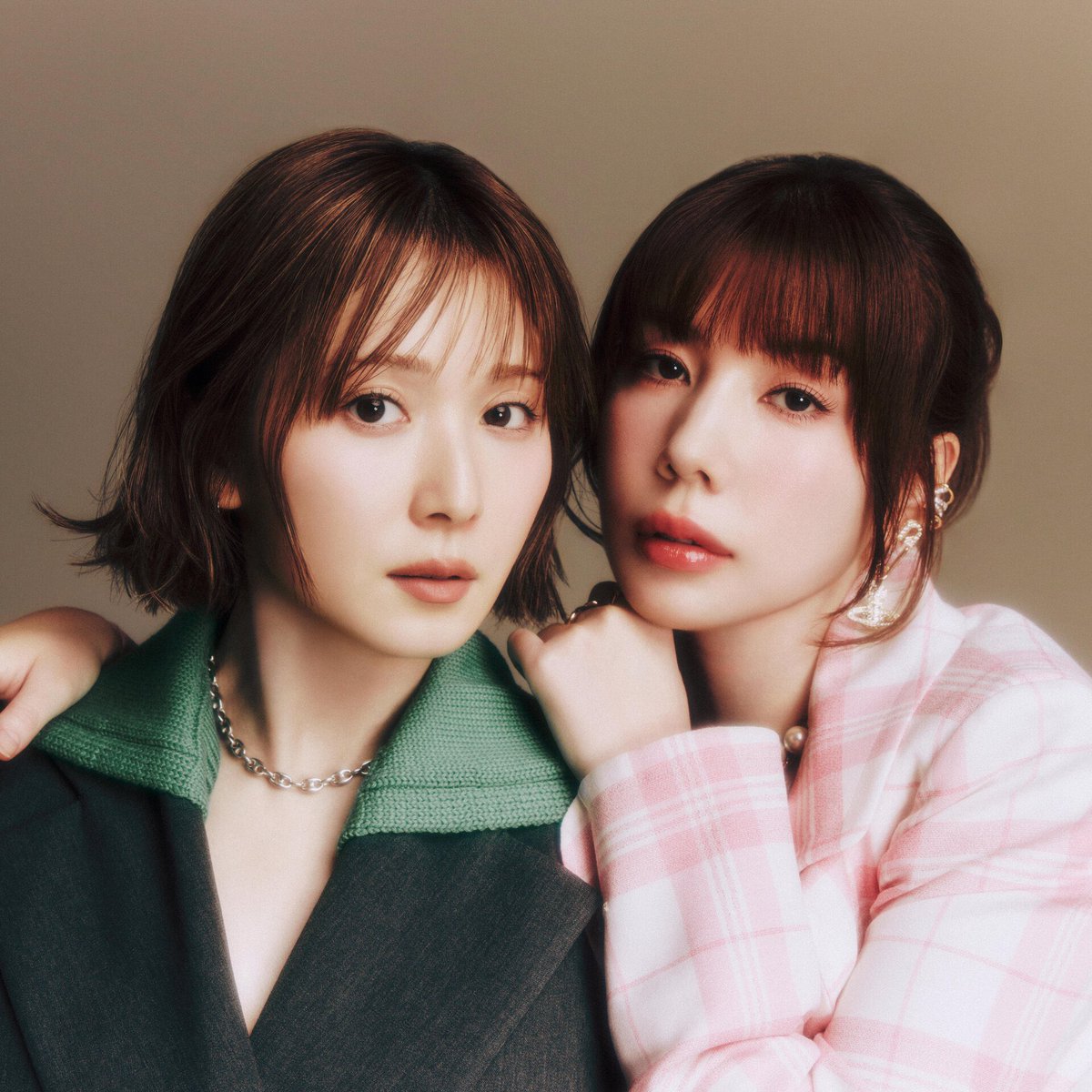 mediumille's tweet photo. 소재부터 기�� 없었지만 착즙거리도 안 주고 숏드식 전개 모녀정병 조금 풀다가 알콜 플래그로 말아먹고 눈알깁? 어이텨져서 우슴 리이사 여친은 무슨 죄?(밥차려충 멘헤라짓 죽부인 취급이 선정성인가요) 입양 사실 모르고 이복자매인가 싶어서 마유한테 근친 사이렌 울리는 곤란한 텐션이라도 줬다면 https://t.co/X64yKT19Jq