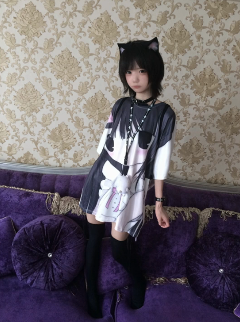 Iin9Iin26's tweet photo. 低身長×貧って流石になしですか…？ https://t.co/vNPEZgoECk