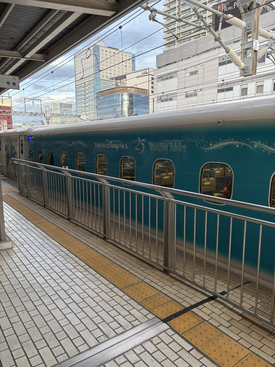 ninningans's tweet photo. 久々にディズニーバージョンで静岡から帰ります。 https://t.co/cSHoqwKFdA
