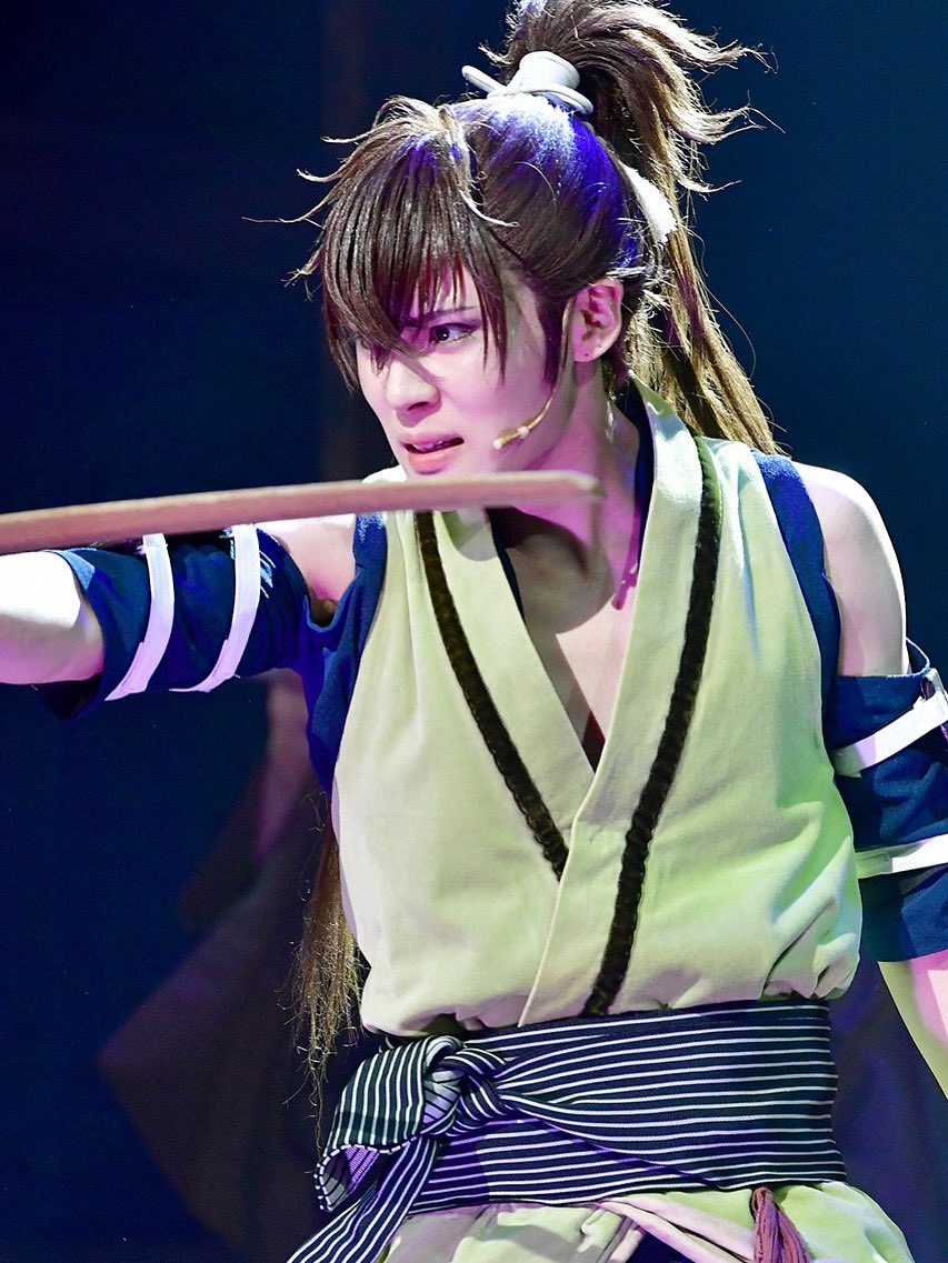 official_yuta14's tweet photo. 薄桜鬼18周年おめでとうございます。

藤堂平助として歩めた日々は忘れません🌸

頑張れ。薄ミュ。

#薄桜鬼18周年 https://t.co/IrxTDiYR7L