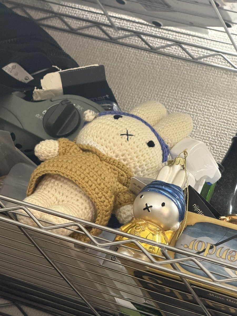 tango24682's tweet photo. 第一志望群も書類通過率5割くらいで面接決まってるからさすがにどこかしら内定決めたい。というかこれで全落ちしたら応募するところなくなってしまうからやばいし、どんだけ面接下手なんって話になる。 https://t.co/NlF1Y12s9s