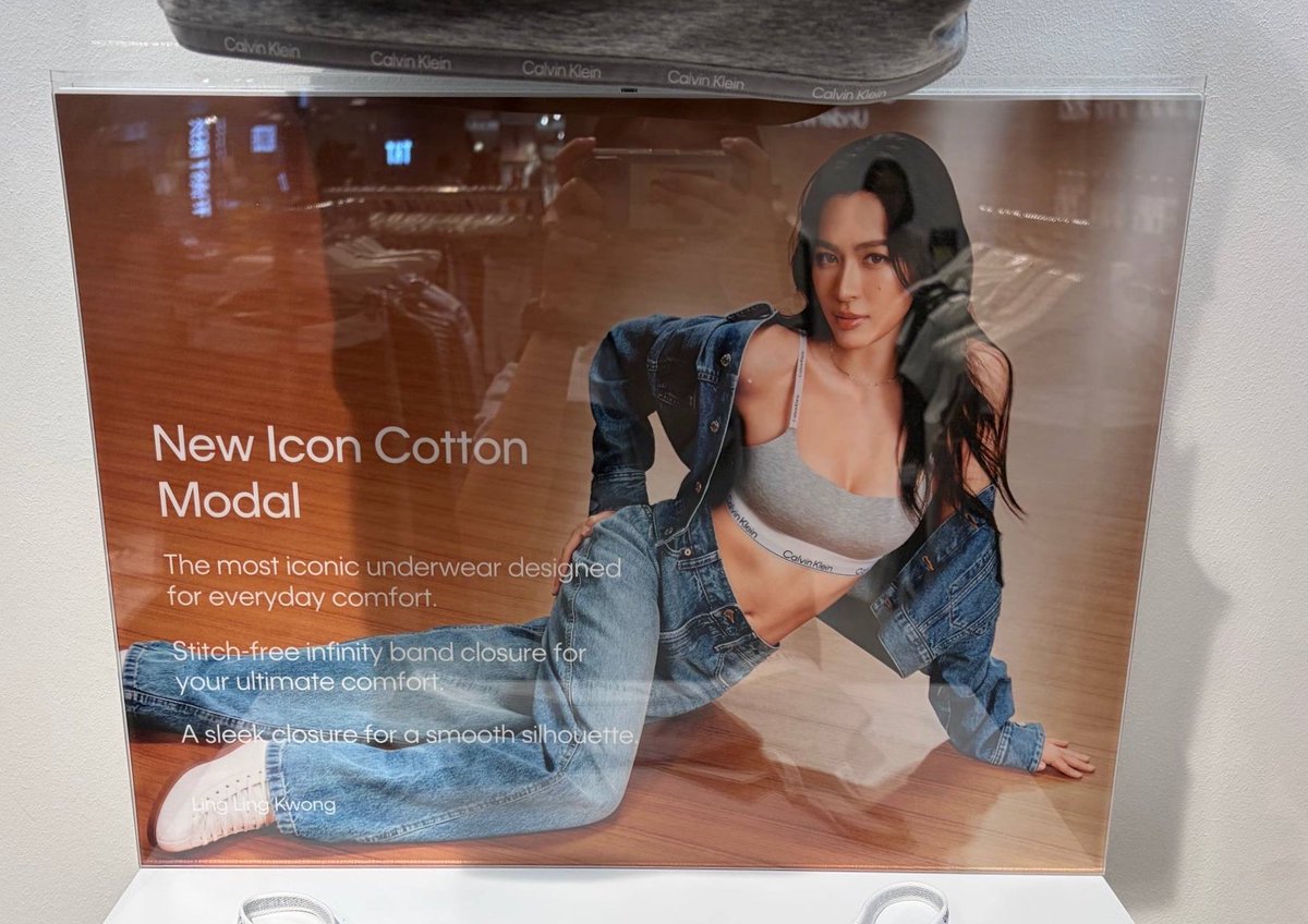 ChenAGAINKHA's tweet photo. GUYS ALERT 🤤

ANOTHER NEW LING LING KWONG CALVIN KLEIN PHOTO! 

#Linglingkwong‌ #LinglingKwongxCalvinKlein https://t.co/WGE5UhCMPe