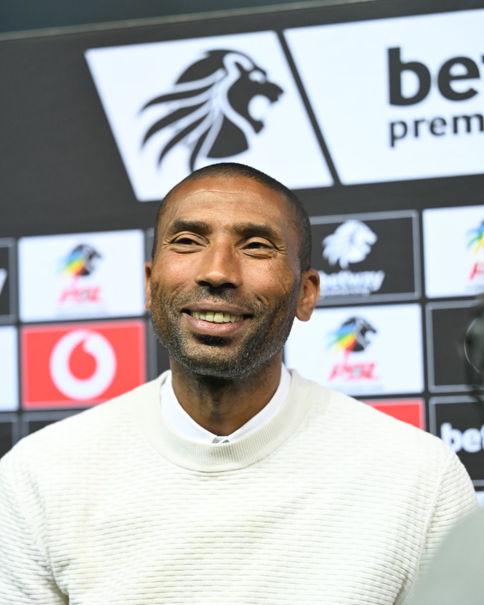iDiskiTimes's tweet photo. "If you see Masilela today [Thursday], well done. I'm not asking for more, I'm not asking for more. This is the football that I like. This is the high level."

Orlando Pirates coach Abdeslam Ouaddou has praised youngster Simphiwe Masilela following his impressive performance in the Buccaneers’ 2-0 victory over Durban City.

https://t.co/249SIj9ump