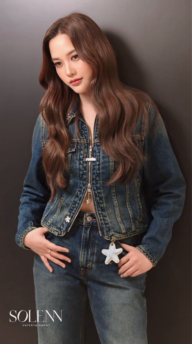 frame_punika's tweet photo. พิจาเพนลมมมม🌚🌚🌚

Levi’s x ROSÉ
#LevisXROSÉ #LevisTH 
#srchafreen https://t.co/rrRWmH0sri