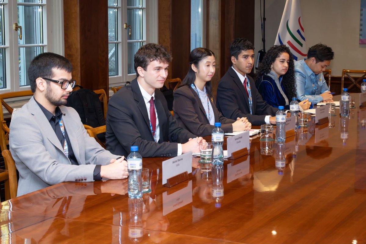 NOIweala's tweet photo. The WTO‘s Young Trade Leaders Programme is in its third iteration. Congratulations to the seven successful YTLs out of more than 1300 applicants. Pleasure to meet YTLs Piyush Acharya (United States), Karen Bailon (Ecuador), Noppon Chhim (Cambodia), Nor Fekri (Morocco), Eve Ang Yee Leng (Singapore), Samuel Petráš (Slovakia), and Akshat Sharma (India) and listen to their views on issues ranging from the pros/cons of AI and the need for inclusion, to communicating @wto better with improved outreach to communities on the ground, to the impact of global trade turbulence on supply chains in export-led economies.