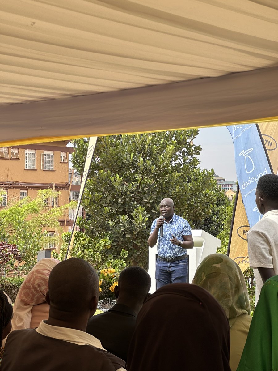 meyveis21's tweet photo. “We want to raise business warriors that speak into the future. 
We are going into a digitalized economy and we hope the skills that have been attained in this program are used for your benefit and others”

#MTNFoundation
#DoingForTomorrowToday https://t.co/TCMCOTbeda