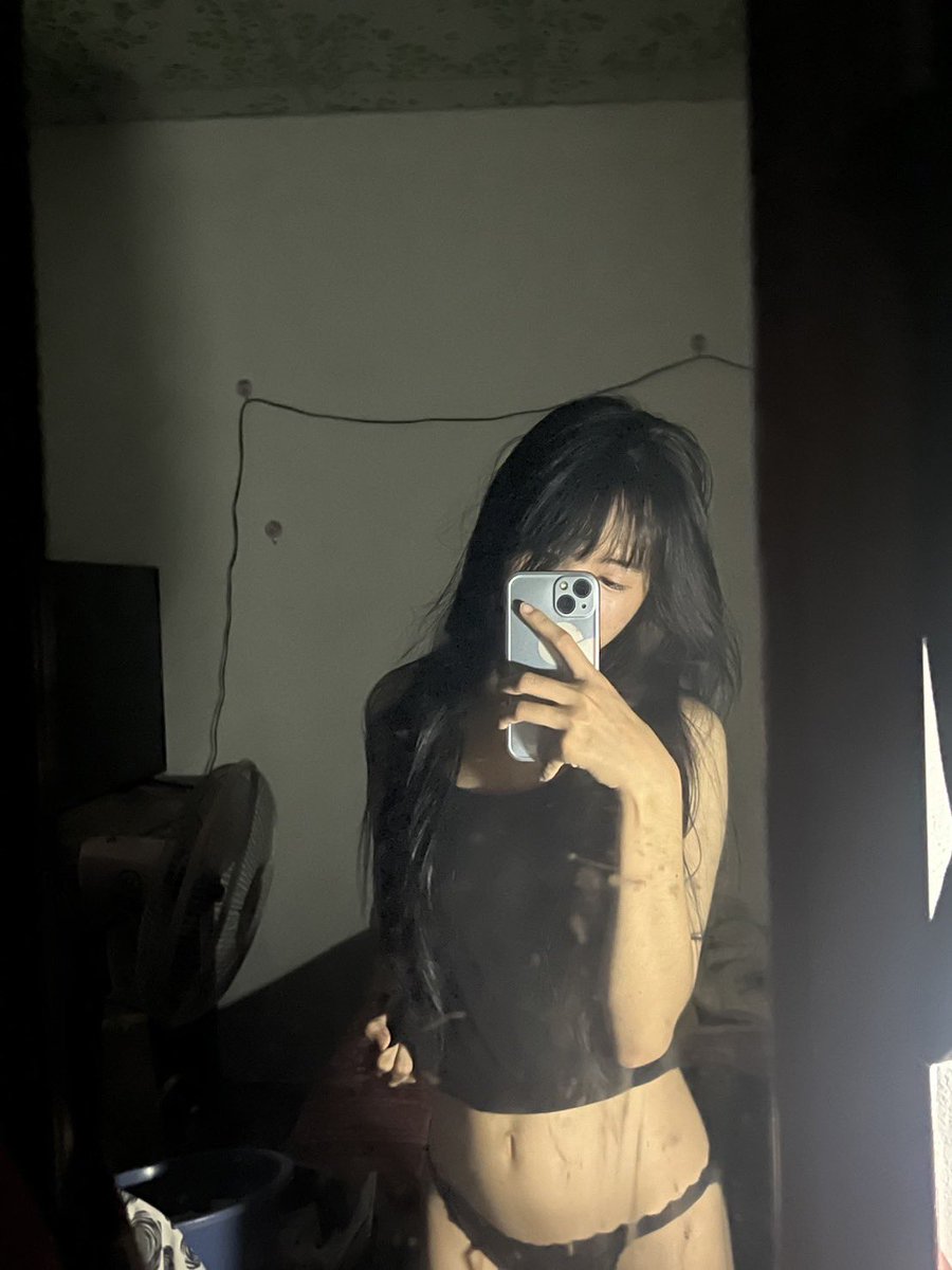 Linlingpgt's tweet photo. Kdav s’ous ha🥵 https://t.co/y414aUy3sZ