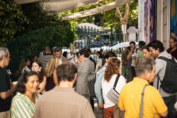 Lisboaenova's tweet photo. No Pátio da Água da @EPAL apresentou-se os resultados do projeto BICI, com representantes da @CamaraLisboa, Lisboa E-Nova, @GlobalStreets e @MunicipioOeiras. Destacou-se avanços na infraestrutura ciclável e reforçou o compromisso com a mobilidade urbana sustentável. #SEM2026#BICI https://t.co/bi3WfVnxQx