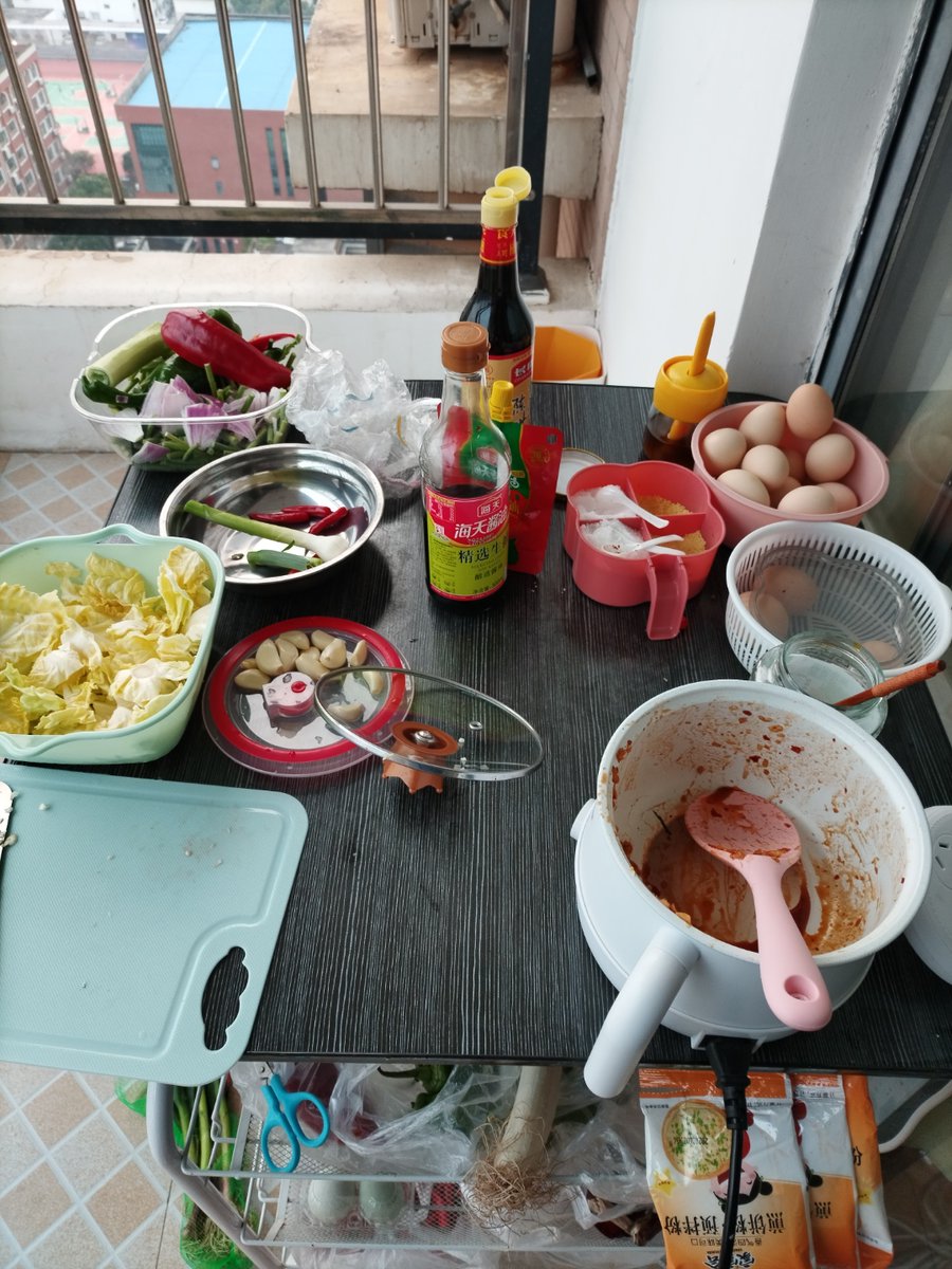 happo044167's tweet photo. Graduated from takeout every day to cooking 3 nutritious meals at home this month—small wins hit different!， https://t.co/pzFiQSDoDB