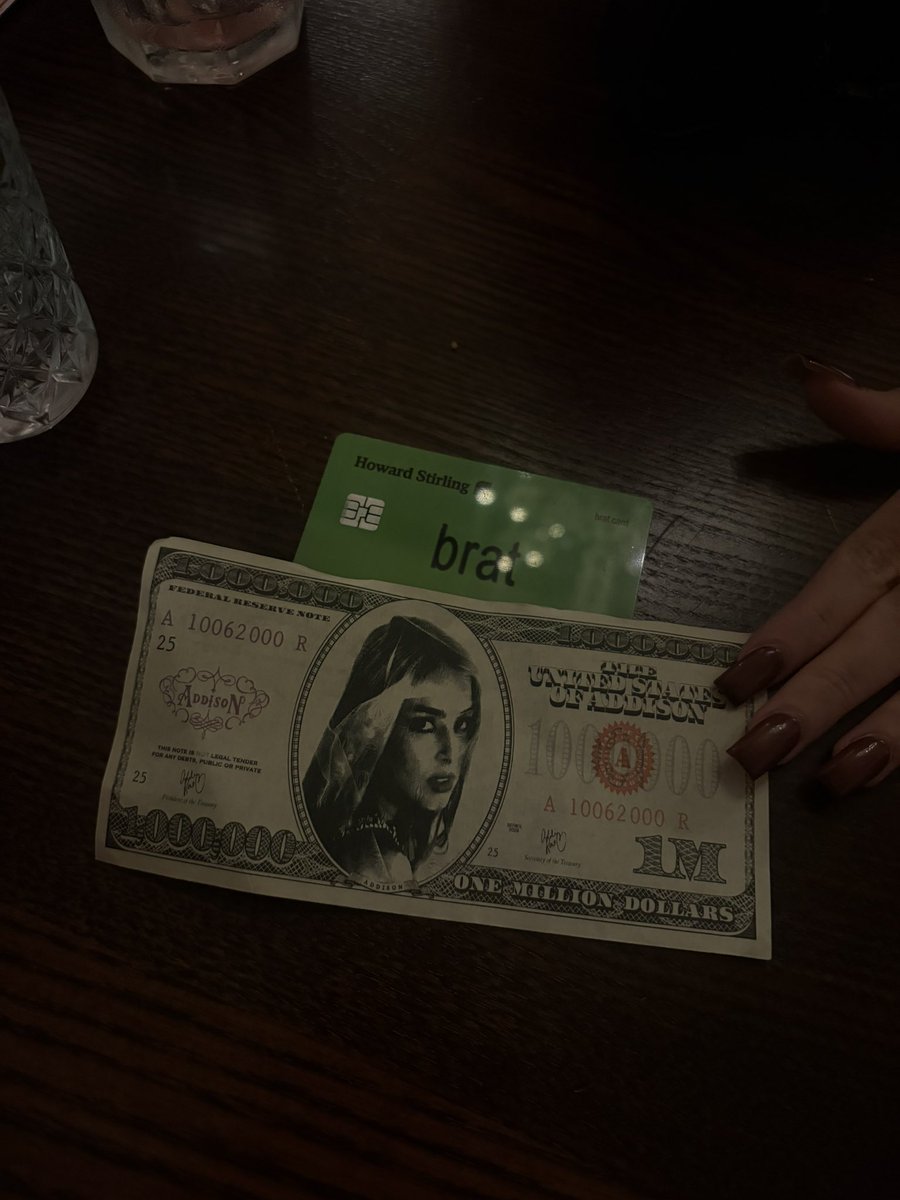 nextlvlcharlii's tweet photo. wyd when the waiter asks how we’re paying and i slide over my brat card and addison bucks https://t.co/kHCvJFZII5