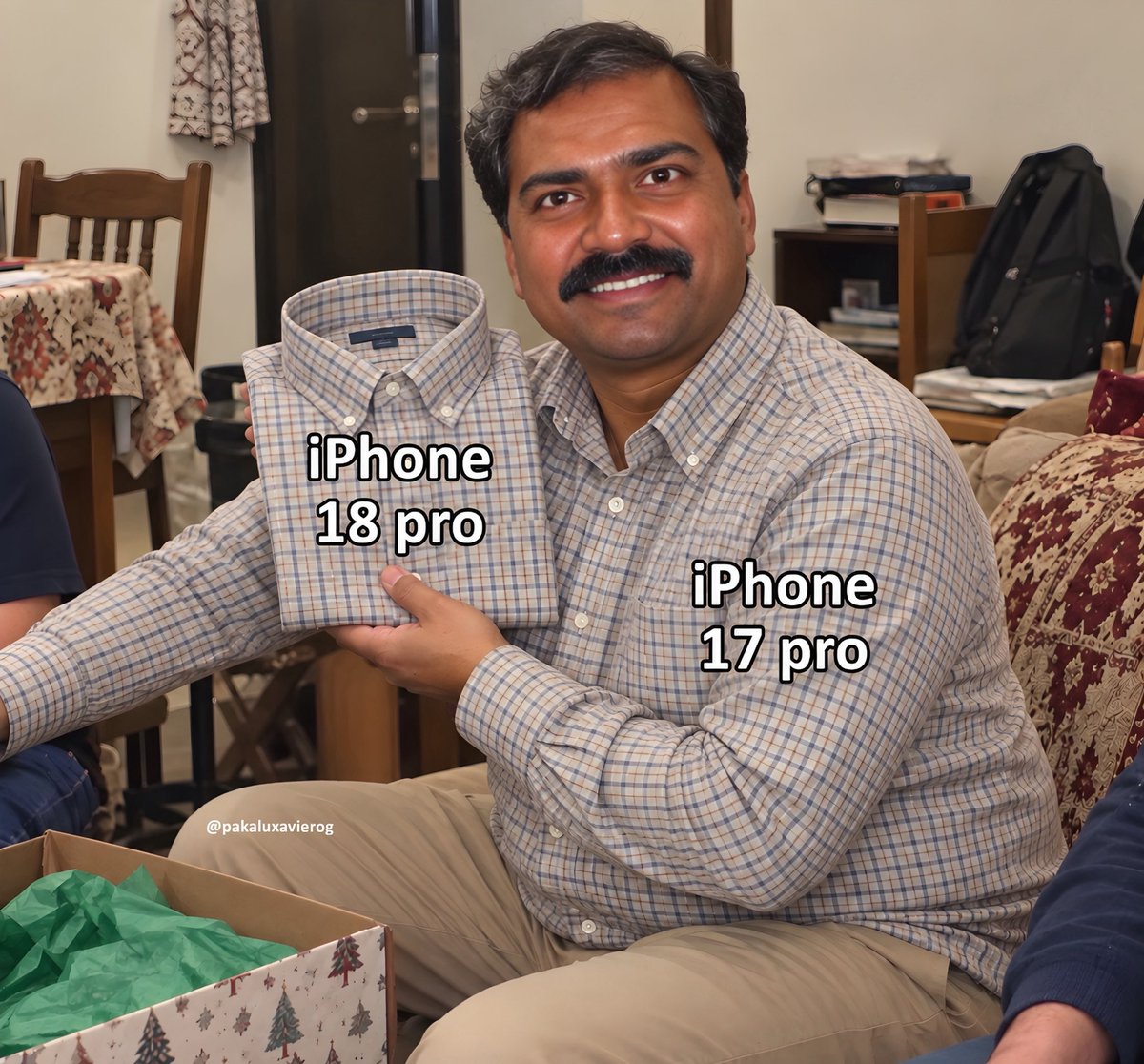 vaaz77's tweet photo. iPhone 17 Pro aur 18 Pro ko dekh kar ek hi baat samajh aayi

Apple ne phone upgrade nahi kiya, bas calendar upgrade kar diya.

17 Pro wale bhi khush, 18 Pro wale bhi khush… farq bas itna hai ke 18 Pro wale zyada paisay de kar wahi phone le rahe hain.  #Iphone18 https://t.co/ieXgw9cC9T