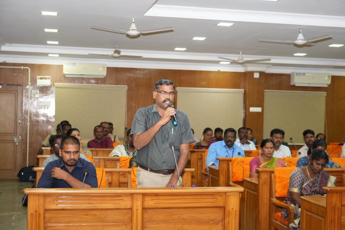 OffVanniArasu tweet picture