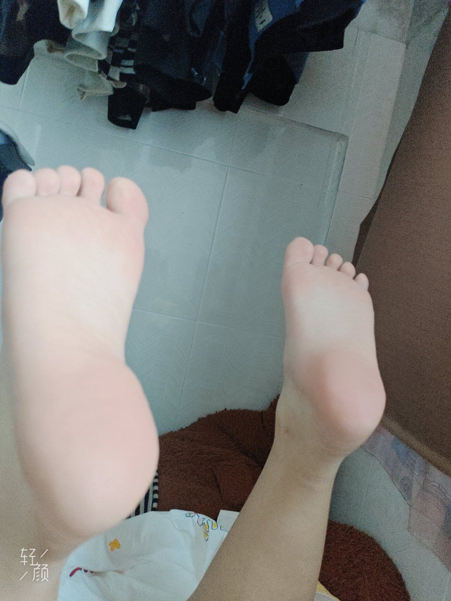 e12gk's tweet photo. 弄了个滤镜拍感觉有点死亡白🧐 https://t.co/g8eU1Eciiz