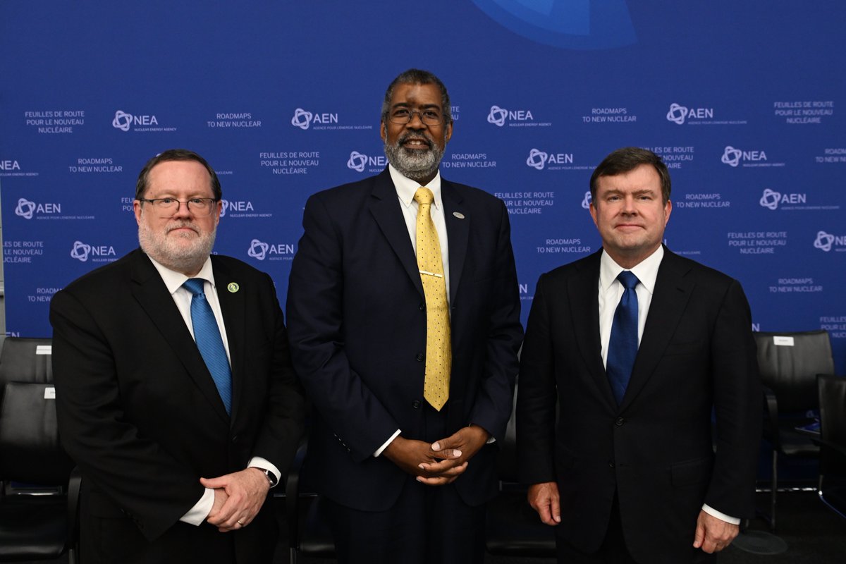 USOECD's tweet photo. ⚛️Ambassador Hurley chaired the @OECD_NEA  #RoadmapsToNewNuclear session on Financing Nuclear New Build — bringing together Ministers & top financiers to unlock capital for new nuclear projects.

The U.S. is committed to working alongside our NEA partners to advance nuclear energy.
#Nuclear #EnergySecurity @ENERGY