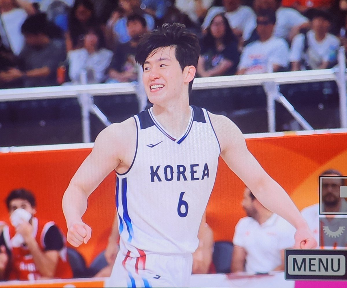 naby_basket's tweet photo. 코리아는 이정현 보유국 https://t.co/Ok628XOamV