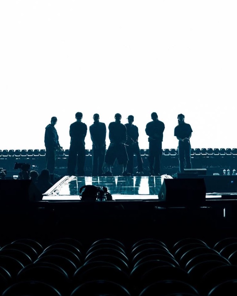 TheePopCore's tweet photo. BTS is set to headline the iHeartRadio Festival TONIGHT. https://t.co/XFn8BPXhWW