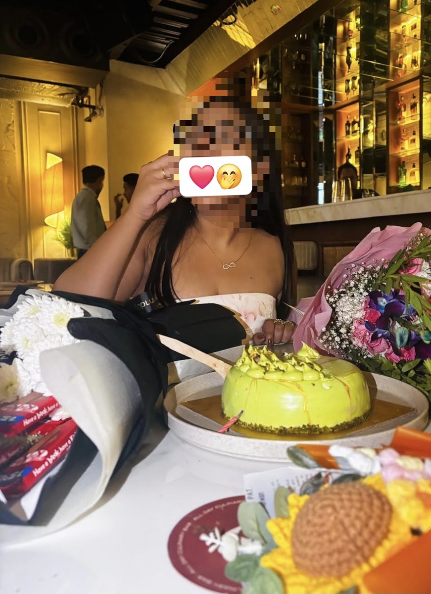 path73218's tweet photo. They surprised their Queen with a party…
and made sure every moment was about serving me. 👑
Fun, attention &amp; pure devotion — exactly how I like it. 🖤

#Domme #Femdom #DominantWoman #Dommme #SlaveLife #ServingMyDomme #KinkCommunity #BDSMCommunity #BDSMIndia #Findom #QueenEnerg https://t.co/UKht44Fgft