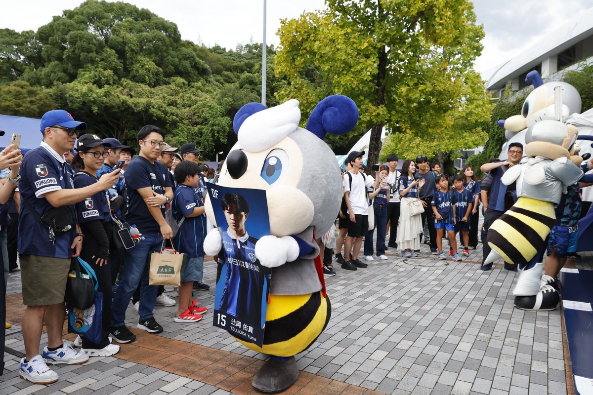 AvispaF's tweet photo. 9/19（土）広島戦    
【#スビーくん スケジュール】

🕞15:30～イベント広場 おさんぽ
🕓16:00～選手バスお出迎え
🕓16:10～スタメンボード お手伝い
🕔17:00～場内一周 
18:00～選手とピッチ入場

HT～場内1周おさんぽ         
試合後～場内1周おさんぽ    

（急遽おさんぽは中止・変更・追加になる場合もございます）         

#アビスパ福岡