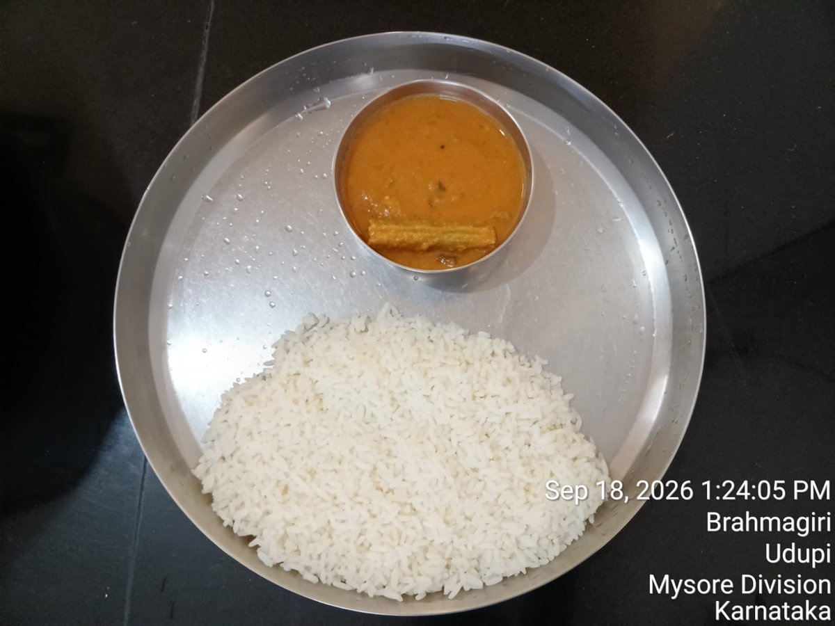 DBRGTUdupi's tweet photo. Lunch 
18-09-26
#SocialAudit_SWDMeals #SocialWelfare_Karnataka https://t.co/sHYSg59PGy