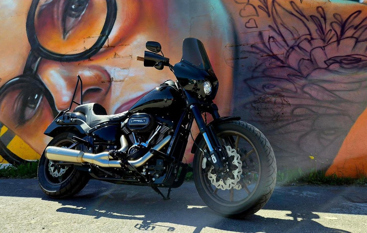 KishaPardonk's tweet photo. Black bikes matter https://t.co/Q8lnBIIPgM