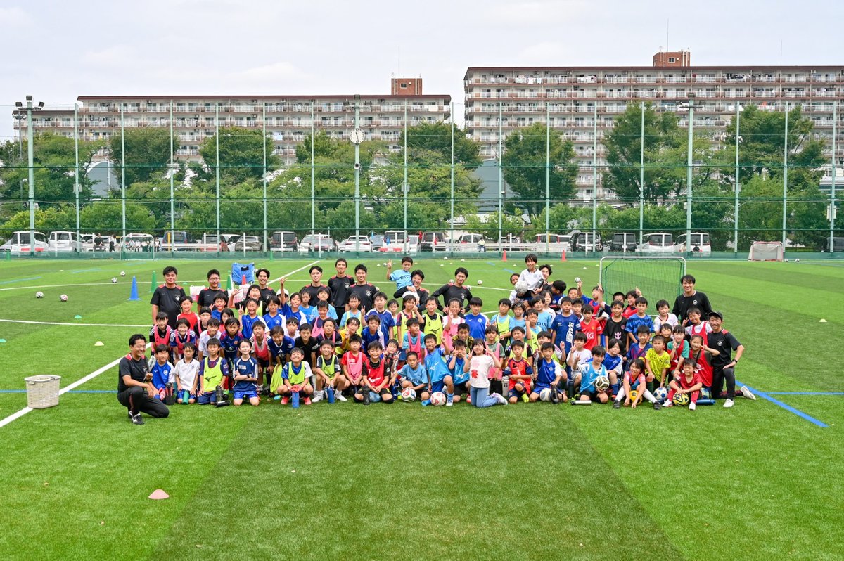yowa1975's tweet photo. 9/13(日)に「三菱養和会調布グラウンドリニューアル記念サッカーフェスティバル」を開催しました！⚽️
合計209名という多くの方にご参加いただきました😊
お昼のグラウンド解放では、さまざまな遊びで広いグラウンドを満喫していただきました！
#三菱養和 #調布 #人工芝
https://t.co/HQUi1STcTD https://t.co/mgG9XFwPrV