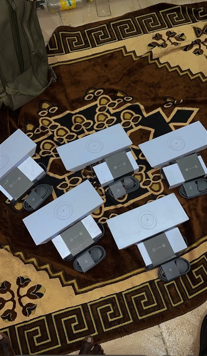 AMBATPROSOLUTIO's tweet photo. 🚨🛜NEW STOCKS AVAILABLE
We are now doing payment💰 on delivery🚛 of our PRODUCTS and SERVICES in 📍ABUJA &amp; KANO
We serve you the CHEAPEST, BEST, FASTEST, &amp; UNLIMITED INTERNET ACCESS.
Have MORETHAN 300+Pcs
📍: ABUJA,LAGOS,KADUNA,KANO
☎️ : +2347065098900

#ambatprosolutionsltd https://t.co/GkJYwvLlyC