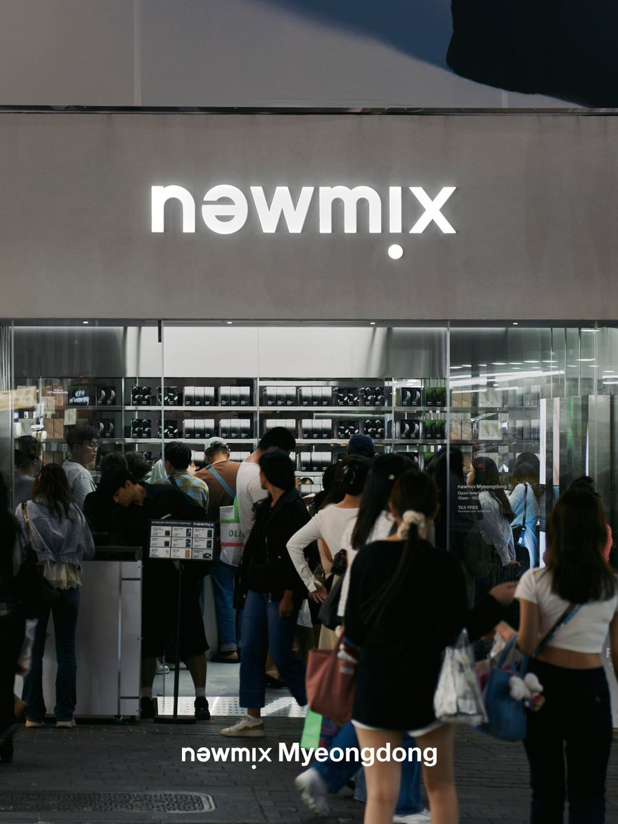 newmixcoffee's tweet photo. [𝗢𝗽𝗲𝗻] 𝗻𝗲𝘄𝗺𝗶𝘅 𝗠𝘆𝗲𝗼𝗻𝗴𝗱𝗼𝗻𝗴🎉
newmix 明洞店がついにオープンしました！
明洞にお越しの際は、ぜひお立ち寄りください✨
2点以上ご購入いただいた方には、明洞店限定のリユーザブルバッグをプレゼント🎁
※なくなり次第終了となります。

#뉴믹스 #newmix #ニューミックス https://t.co/Q0Rcld4eJa