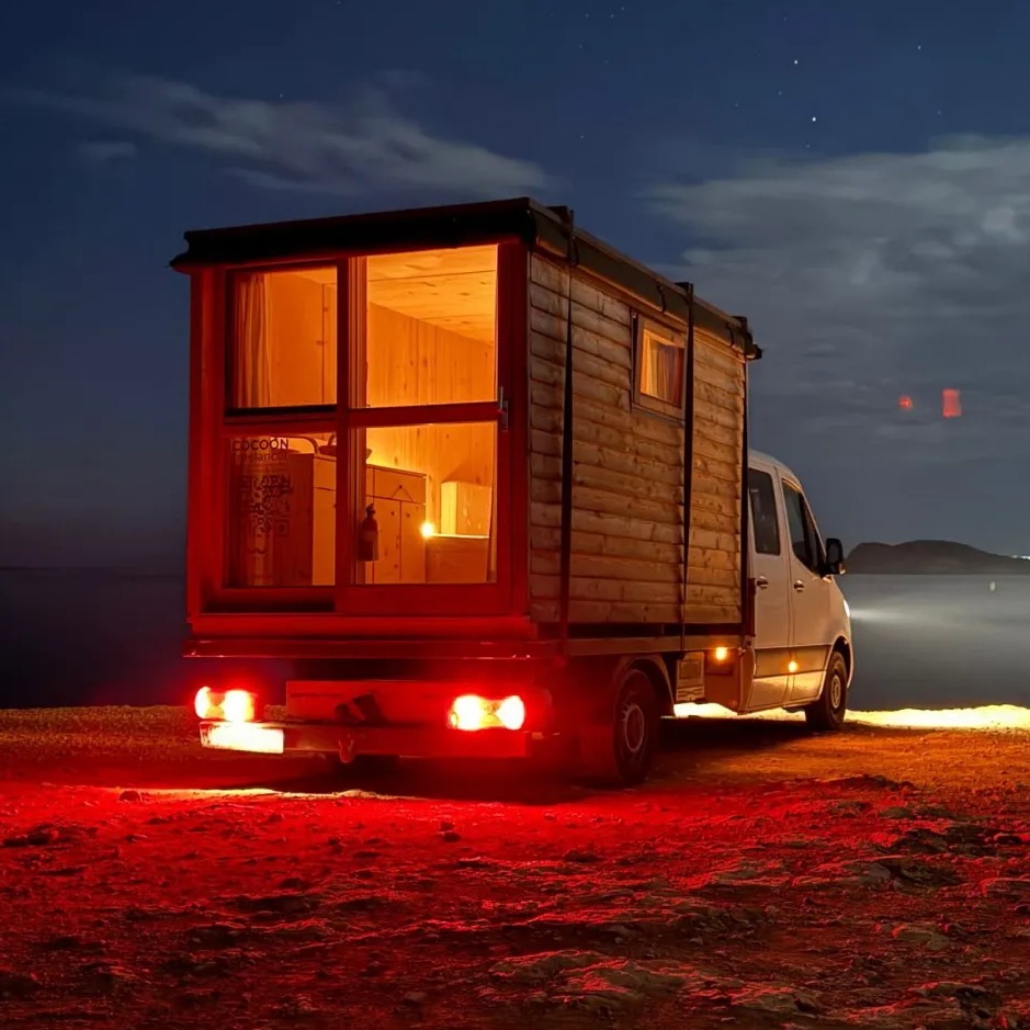sosa_mi's tweet photo. Inside this van is something special...

Designed by Maruán Attia, the Cocoon Freelancer brings a fresh approach to mobile living with a structure made entirely from untreated wood, without chemicals, glue, or plastics. Traditional alpine houses and ... https://t.co/bfDxwW97EC