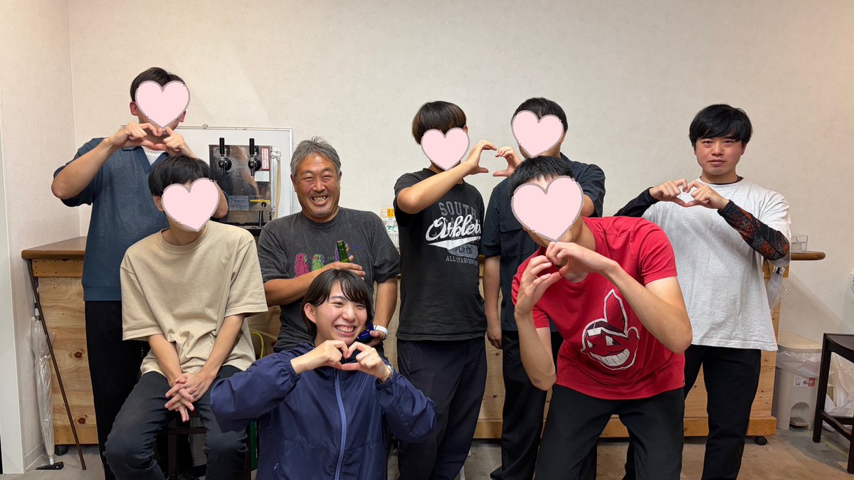 gljp2020's tweet photo. 先日から各地の共同生活寮さんを取材でまわっています！
一箇所目は大阪・高槻のクラウドナインにお邪魔しました。
懇親会がてら寮生の方・スタッフさんにインタビューをさせていただきました🙂‍↕️ https://t.co/pbIx6WytFQ