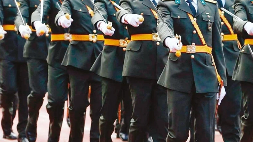 halktvcomtr's tweet photo. Teğmenlere mezuniyette AKP marşı okutulmuş

Olayı duyuran ihraç edilen teğmen İzzet Talip Akarsu hakkında soruşturma başlatıldı
https://t.co/Tijr6tDwZx https://t.co/7e6ifPHZRK