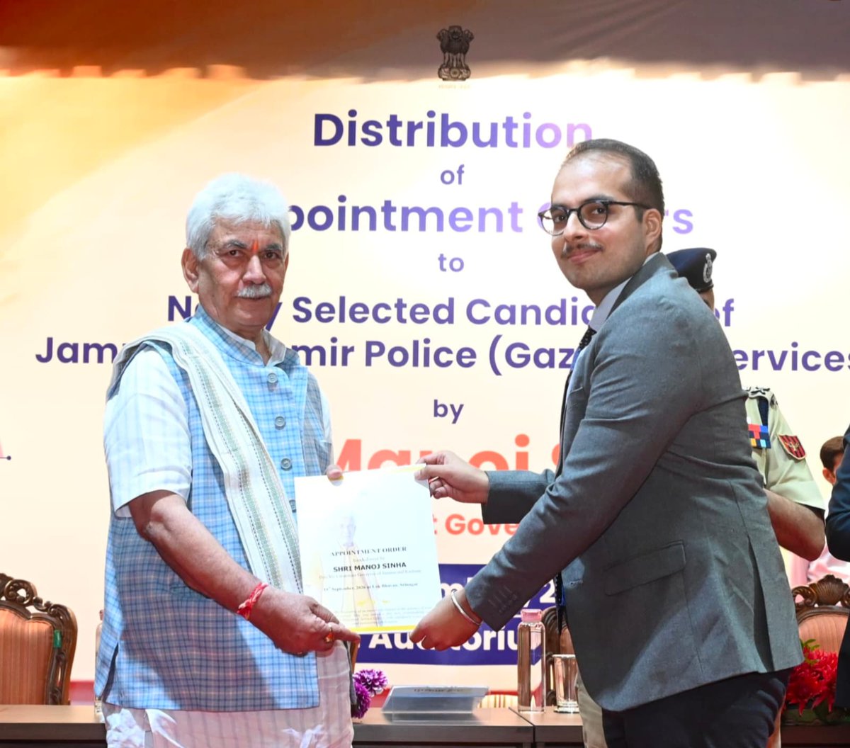 manojsinha_'s tweet photo. Today handed over appointment letters to 29 young JKPS officers. The appointment letters embody the trust of citizens of Jammu Kashmir, a call to serve with courage, integrity and compassion. The newly appointed officers, after completion of their mandatory police training, will be guardians of peace, dignity & justice, standing as a protective shield against evolving security challenges. Congratulations to the officers and gratitude to their families for nurturing this spirit of service.