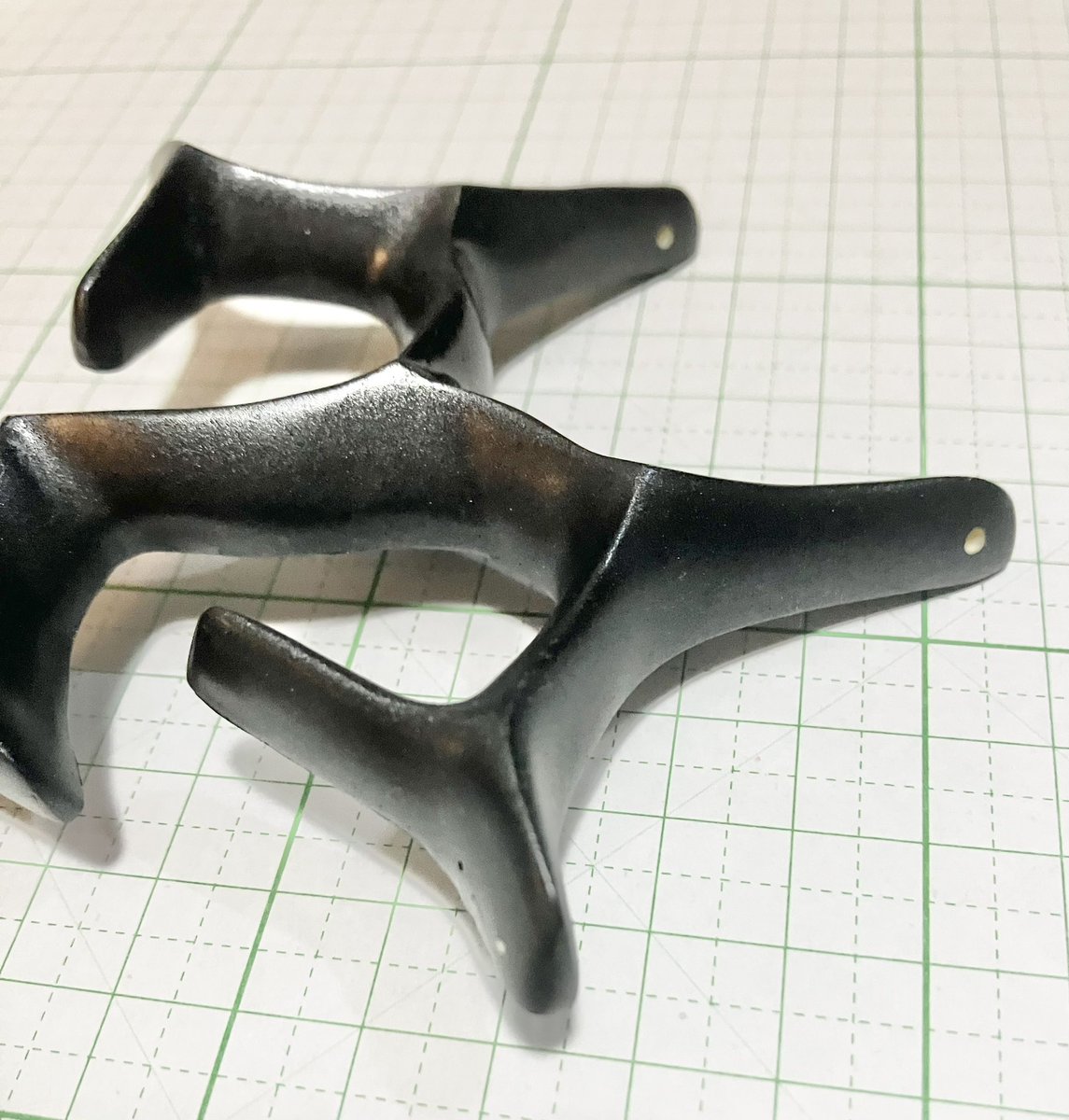 LC0630's tweet photo. 片付けしてたらFFⅩガンナーユウナのパーツ出てきた。
当時はキャストで作ってた。

今の時代だったら3Dプリンターで作れるのかな？ https://t.co/f3BZ7FBB95