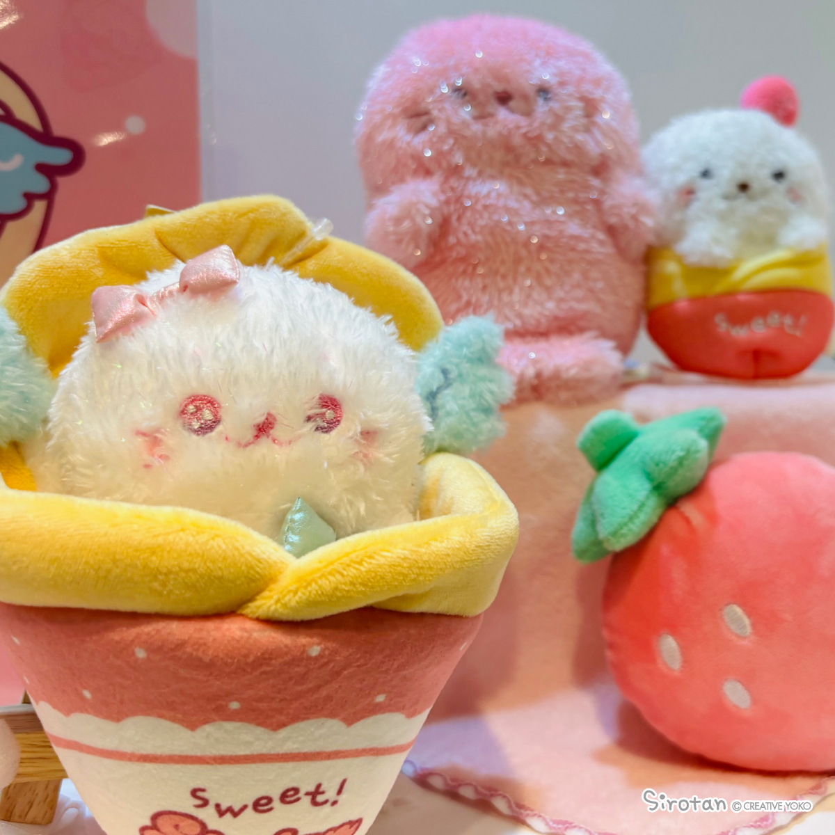 sirotan_fun's tweet photo. ＼TVアニメ放送まであと2週間＆原宿店1周年🎉／

アニメ放送開始までカウントダウンが進む中、
原宿竹下通り店では「1周年アニバーサリーフェア」がスタート！
限定グッズやノベルティをご用意してお待ちしています💕

大好評の「TVアニメ化記念メッセージボード」も設置中！
お買い物の際はぜひ熱いメッセージを残してくださいね📒✨

📍原宿竹下通り しろたんふんわりストア
🗓1周年アニバーサリーフェア：9月18日(金)〜

💡メッセージボードは池袋・横浜・立川店でも11月末まで設置中♪

｡.｡: + :｡.｡: + :｡.｡

📺TVアニメ『しろたん』
10月3日(土)よりテレビ朝日にて
毎週土曜ごご4時29分～放送スタート！

｡.｡: + :｡.｡: + :｡.｡

#アニメしろたん #しろたん