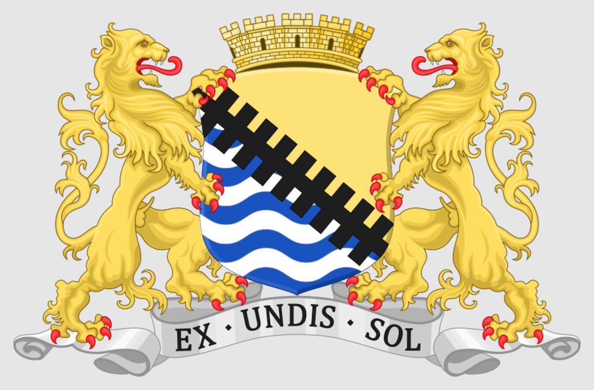 rizkimasbox's tweet photo. Slogan "Ex Undis Sol" yang kemudian ramai muncul di skena bola tempo hari ini, baik dilihat dari perspektif sejarah hingga spiritnya, tidak bisa begitu saja disandingkan dengan bendera Kota Bandung yang lahir pasca sayembara dari Pemerintah Kota-Besar Bandung tahun 1952 silam. https://t.co/CmFenIPUgV