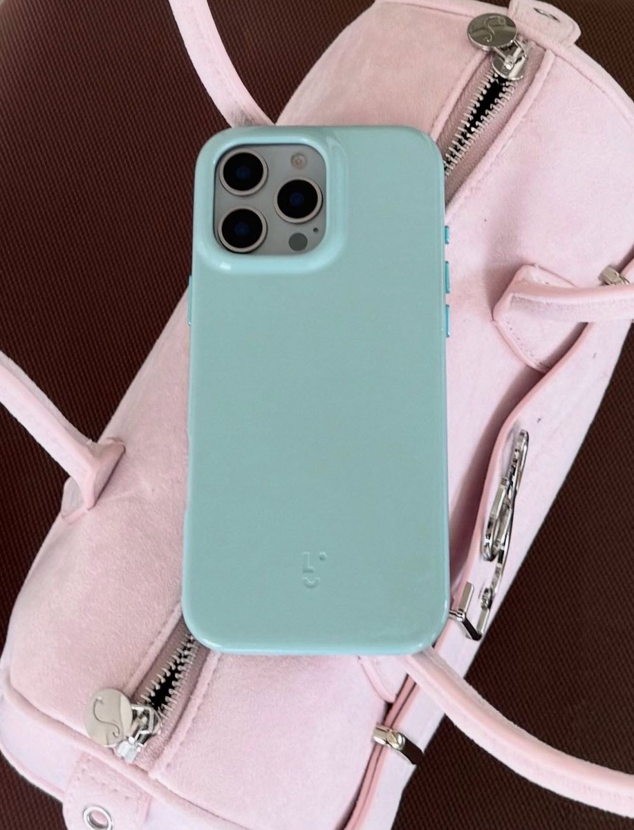 ifeelsopeach's tweet photo. เคส thelocal สี powder blue น่ารักอ่ะ ซื้อเพิ่มดีมั้ย🫸🏻🧘🏽‍♀️🍓🪷 ( •̯́ ₃ •̯̀) https://t.co/Ghp2T5h9cV