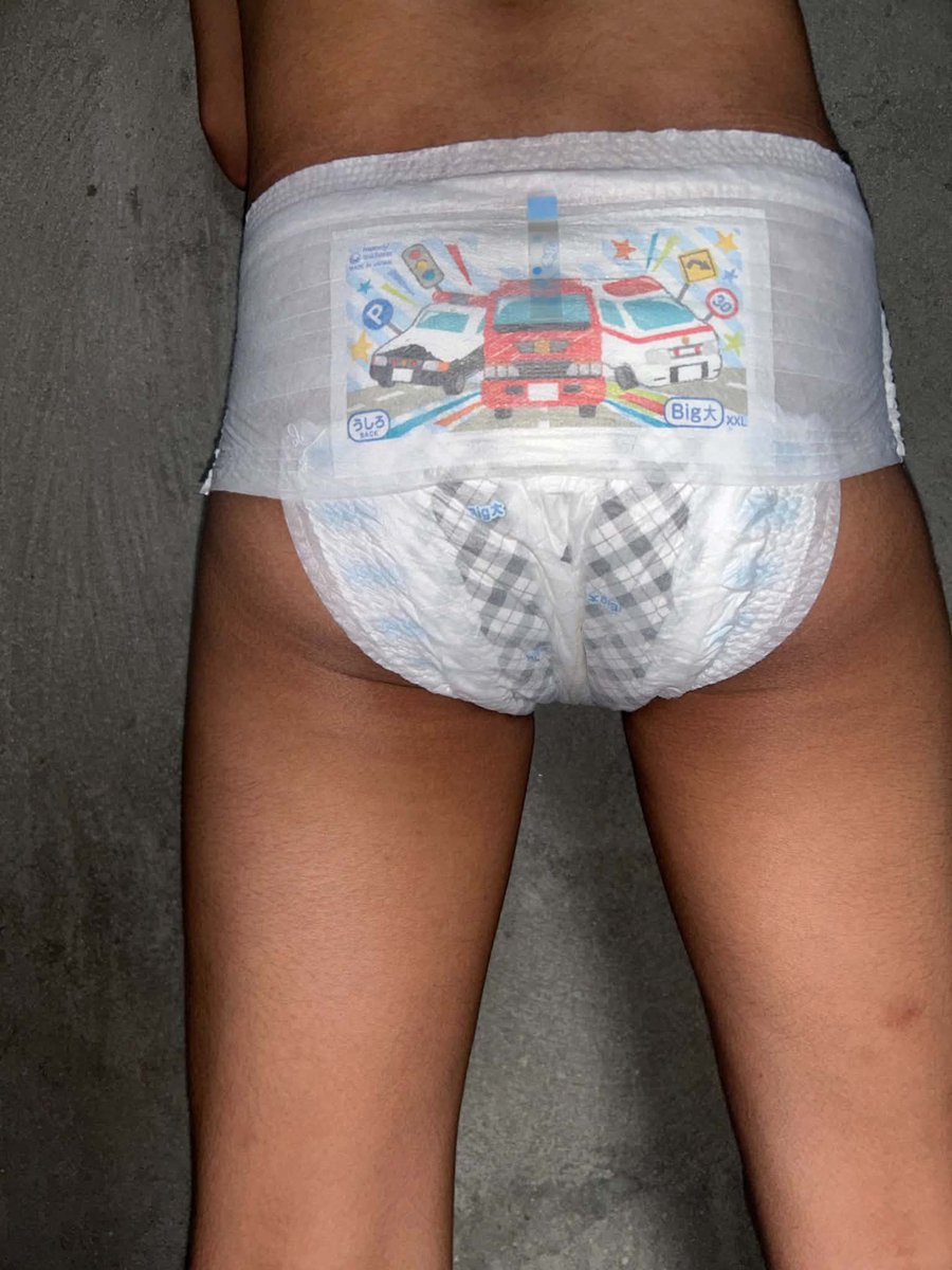 Mamypoko_boy's tweet photo. Just got home from school, and I can’t wait to put on my diaper and forget about all those big boy thoughts 💦🤭 https://t.co/zRattek4u0