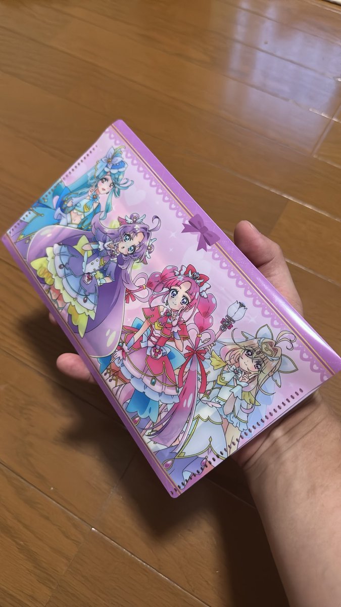 suzumura_35's tweet photo. ハイブランドの財布⁉️ﾌﾝｯ、興味ないね😤

デキる男は、
†名探偵プリキュア マルチケース†
を財布にするんだﾖ✊ https://t.co/ezZbdBsGXG