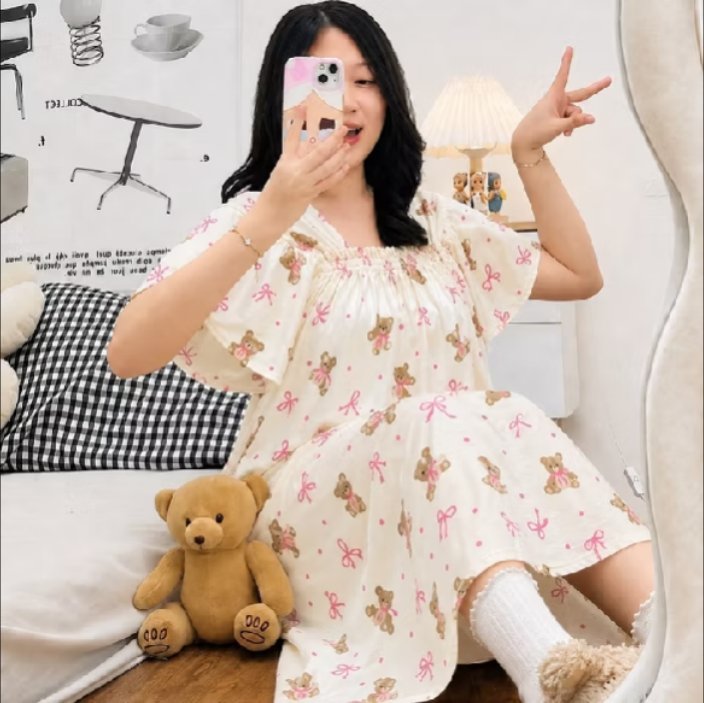 lkrstlk's tweet photo. Prioritas kenyamanan buat tidur buat aku itu pakaian yang adem dipake, salah satunya daster ini yang banyak motif lucunya🤩🥳
Rekomen daster adem👇🏻
https://t.co/5Uheew2l2A https://t.co/0OuR0gcH2b