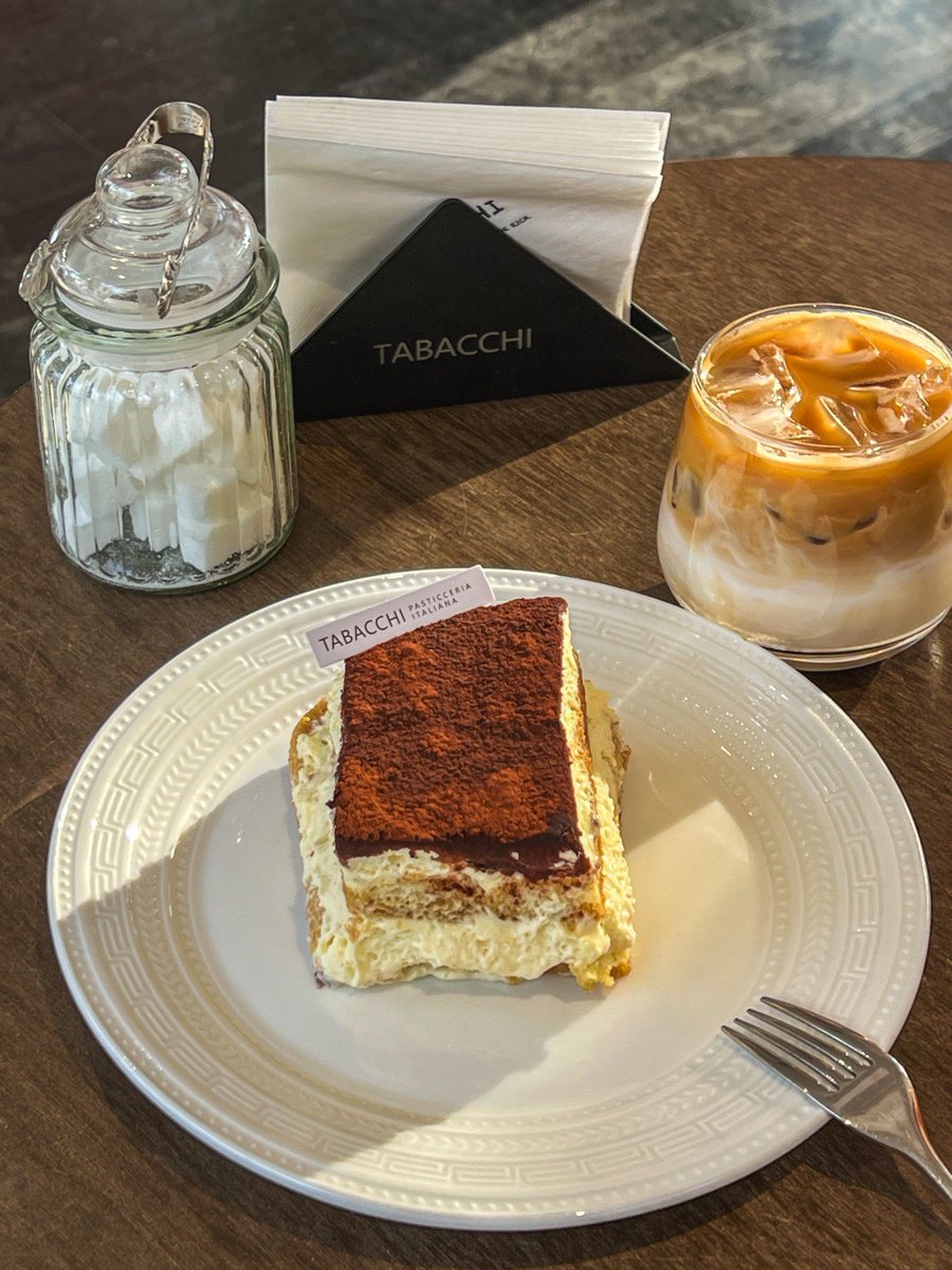 clovx741488's tweet photo. Just found the BEST late-night matcha tiramisu at the cozy new café on 5th Ave—creamy, not too sweet, and the matcha aroma hits different! 10/10 would come back for their weekend tart. https://t.co/l9zkSrxe65