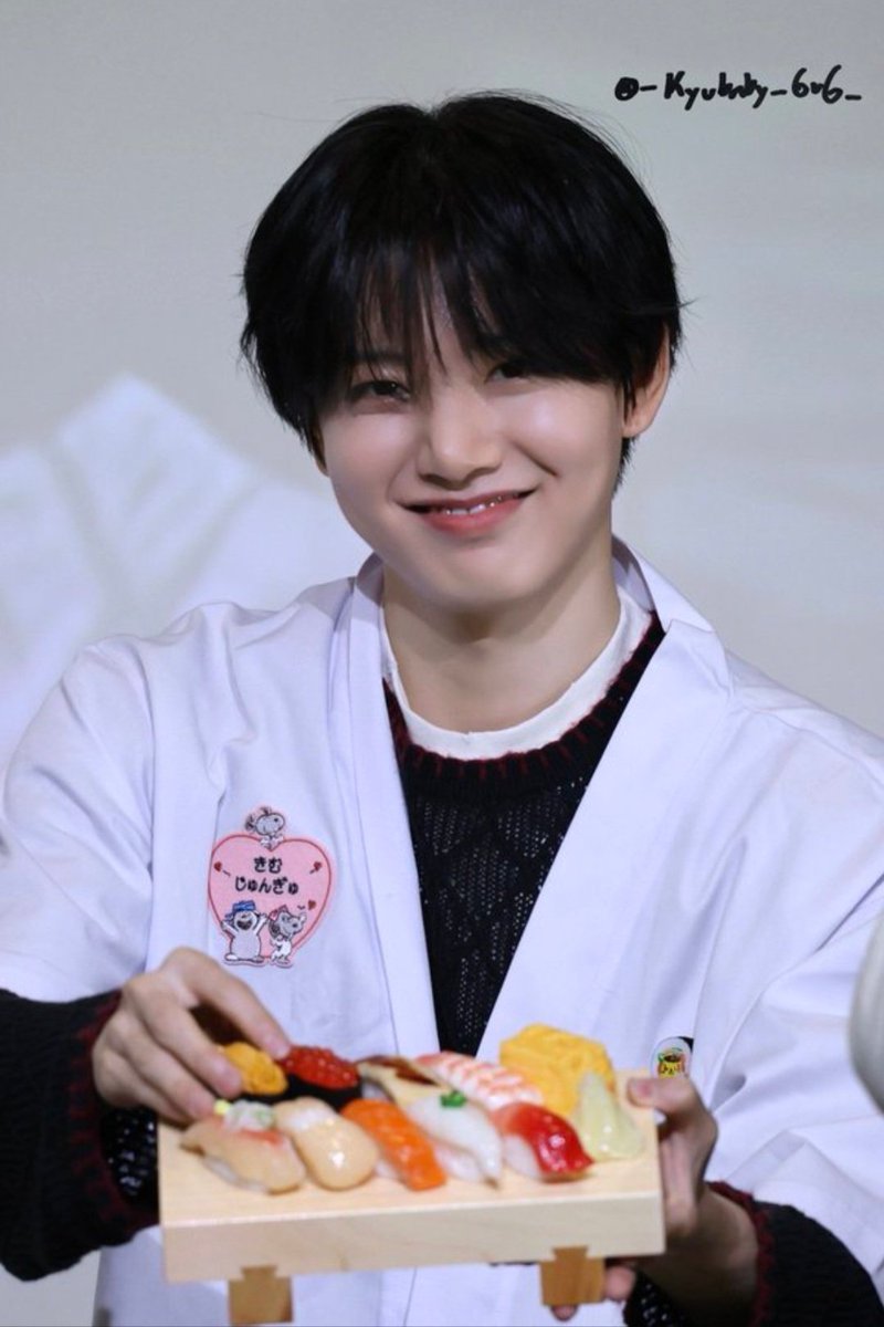 NoonaVitamin's tweet photo. DAY 81 of rest for NOONA'S VITAMIN BABY JUNKYU
NOONA'S VITAMIN BABY JUNKYU MISS YOU SO MUCH 🫂💙🐨
누나의 비타민 베이비 준규의 휴식 DAY 81.
누나의 비타민 베이비 준규야, 너무보고 싶어
#준규 #junkyu #ジュンキュ
#트레저 #treasures https://t.co/cVtxLY3hrV