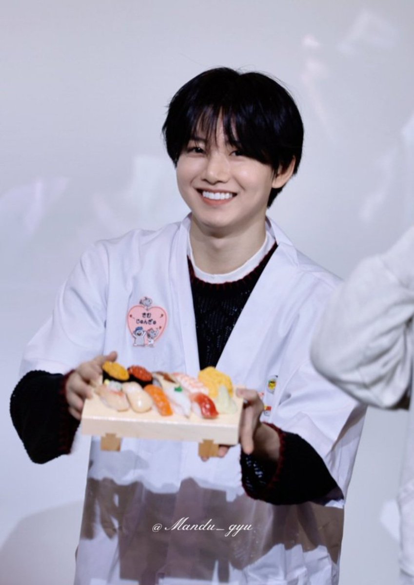 NoonaVitamin's tweet photo. DAY 81 of rest for NOONA'S VITAMIN BABY JUNKYU
NOONA'S VITAMIN BABY JUNKYU MISS YOU SO MUCH 🫂💙🐨
누나의 비타민 베이비 준규의 휴식 DAY 81.
누나의 비타민 베이비 준규야, 너무보고 싶어
#준규 #junkyu #ジュンキュ
#트레저 #treasures https://t.co/cVtxLY3hrV