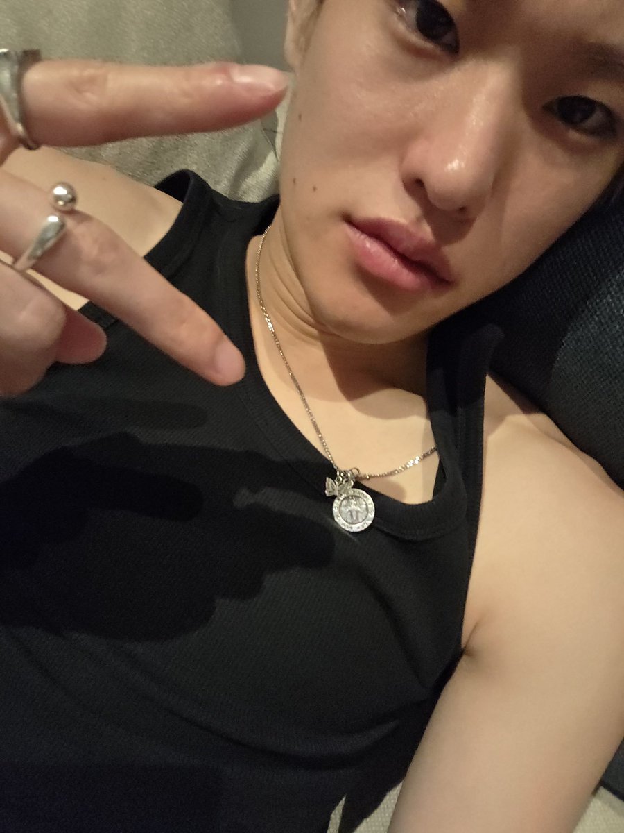riize_archives's tweet photo. 260918 💂‍♂️💭 https://t.co/5yDlPWgKQB