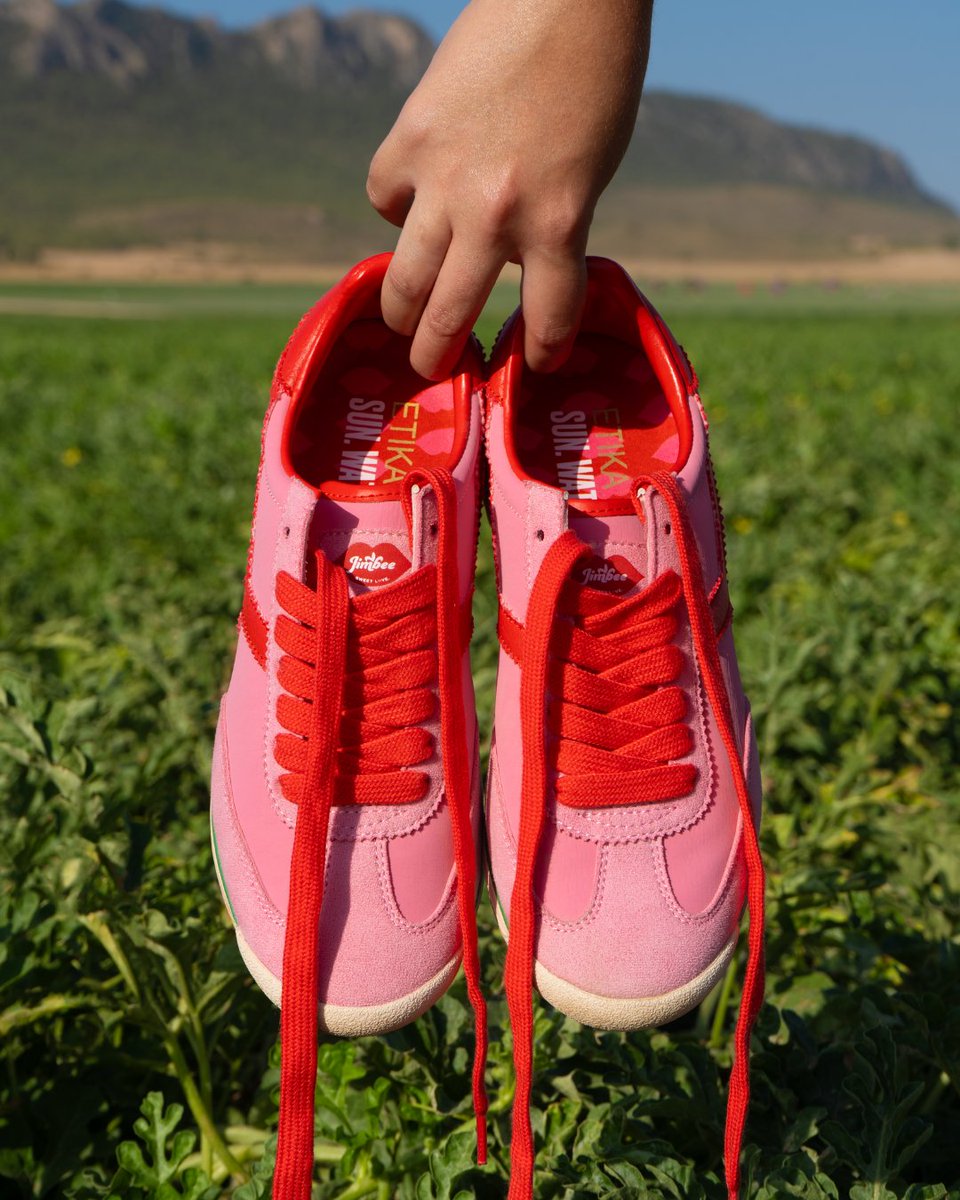 Jimbee_oficial's tweet photo. Del campo a tus pies. 🍉👟🌿

https://t.co/ULvE5lvOJU

#Jimbee #SaborQueSeNota #Campo #Lifestyle #Murcia https://t.co/SCJBdQkydk