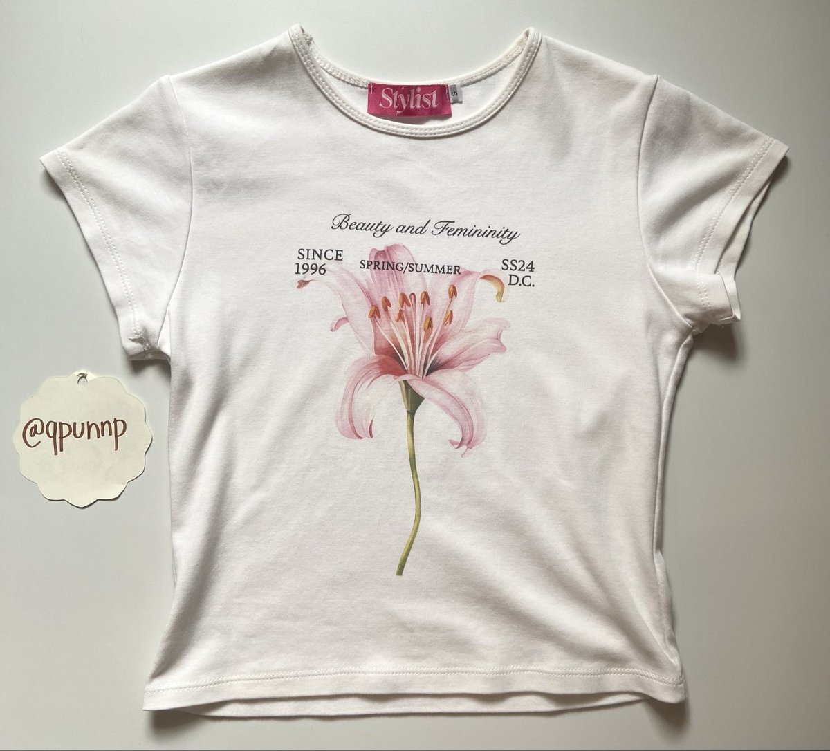 qpunnp's tweet photo. Stylist shop - baby tee 🌺
ไซส์ s 🤍 อก28-33 เอว26-30 ยาว18 
ทรงสวยมาก ไม่มีตำหนิใดๆ

💫 ส่งต่อ 241 บาท รวมส่งค่า !
สอบถาม/ดูพต.Dm💌

#ส่งต่อเสื้อผ้า #เสื้อผ้ามือสอง #ส่งต่อเสื้อผ้ามือสอง #ส่งต่อเสื้อผ้ามือ2 #เสื้อผ้ามือ2 #เสื้อผ้ามือสองสภาพดี #ส่งต่อstylist https://t.co/TCYL5ojMTZ