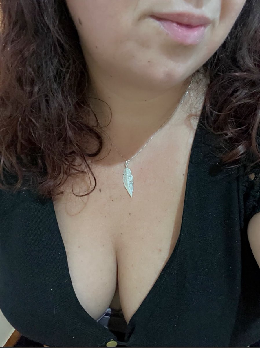 iris_Jamaro's tweet photo. Behind that sweet smile lies a dirty mind that can make you squirm… https://t.co/sNtWQW1ZbC