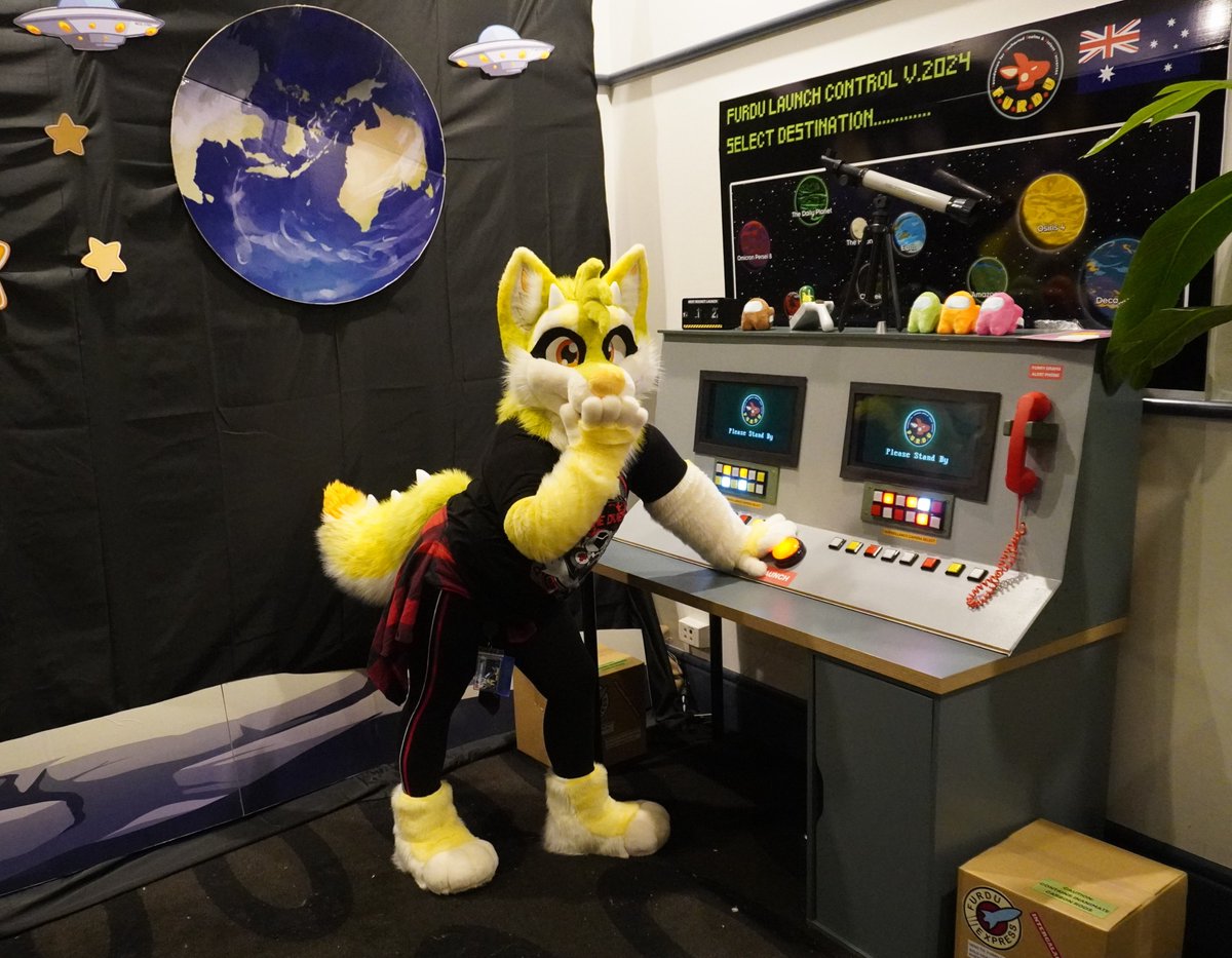 8Bit_Works's tweet photo. You should probably stop her from pressing that button

Happy #FursuitFriday! 
📸 taken by @/Whufffluff https://t.co/Ce3Jl6V9a1