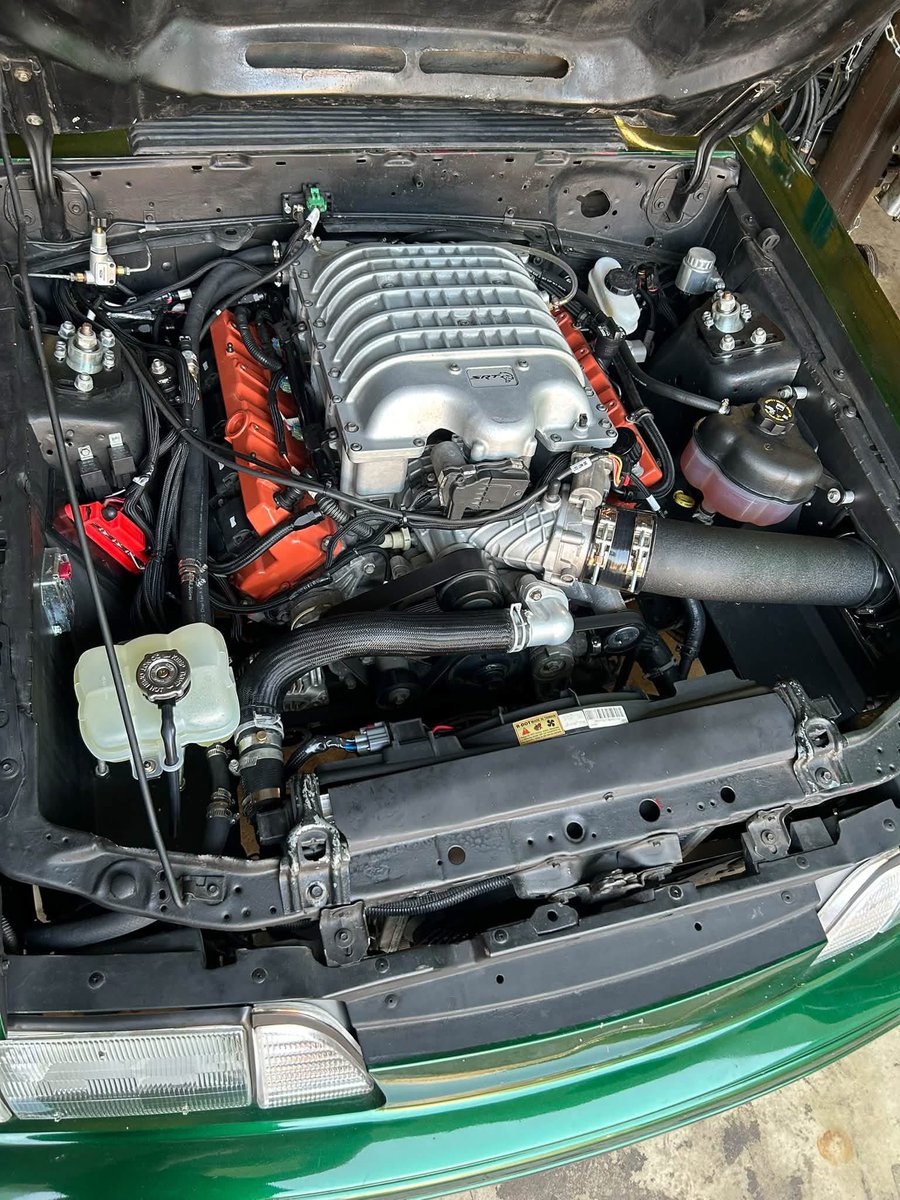 KingOfMopar1's tweet photo. The "Hellfox" has entered the chat. https://t.co/UR1O6Woqhz