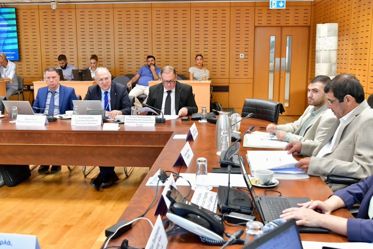 EUCYPRUS's tweet photo. Today, @CostasKadis participated in an Extraordinary Session of the Parliamentary Committee on Agriculture and Natural Resources.

The Commissioner presented to the Members the main policies and developments concerning his portfolio and specifically Cyprus. A discussion followed. https://t.co/lF6zKRnBeN
