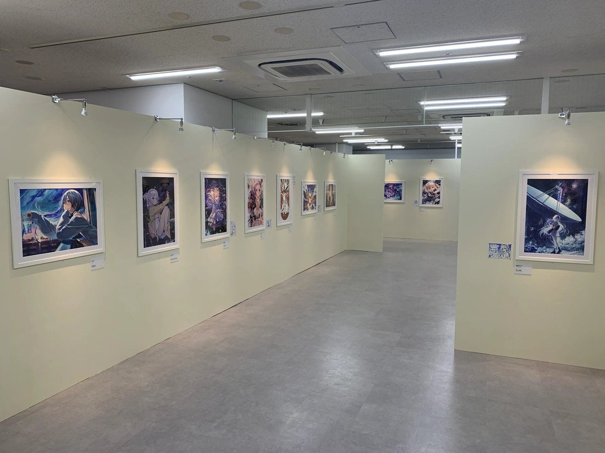 eshi_100_ninten's tweet photo. 「絵師100人展」スタッフです。「絵師100人展 16 大阪展」はいよいよ明日19日より大阪南港・ATC特設会場（ITM棟4階）にて開催です！本日設営中の会場より、中のようすを少しだけお届けします。明日からの皆さまのお越しを心よりお待ちしております！ #絵師100人展 https://t.co/29zUR3XBEk
